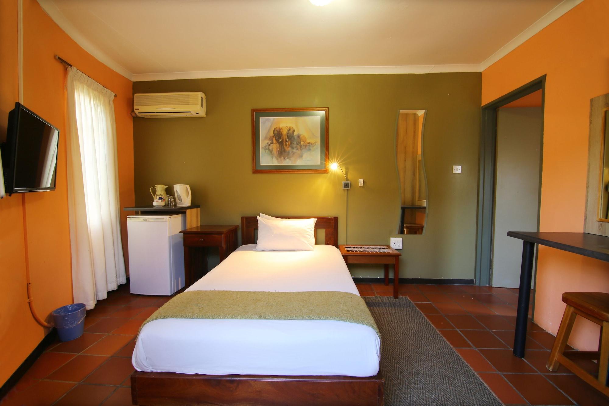 Kalahari Arms Hotel Khemsbok Eksteriør billede