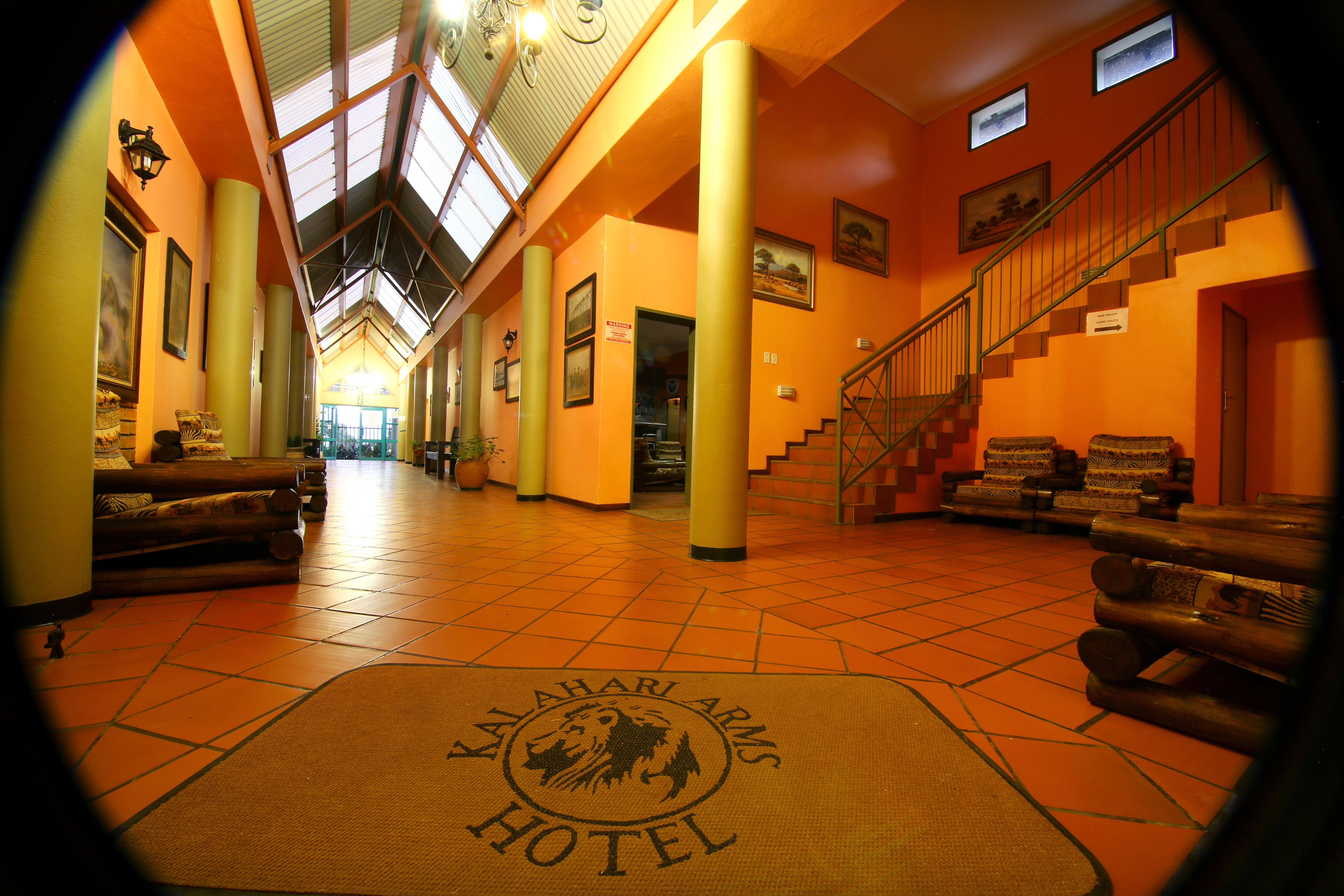 Kalahari Arms Hotel Khemsbok Eksteriør billede