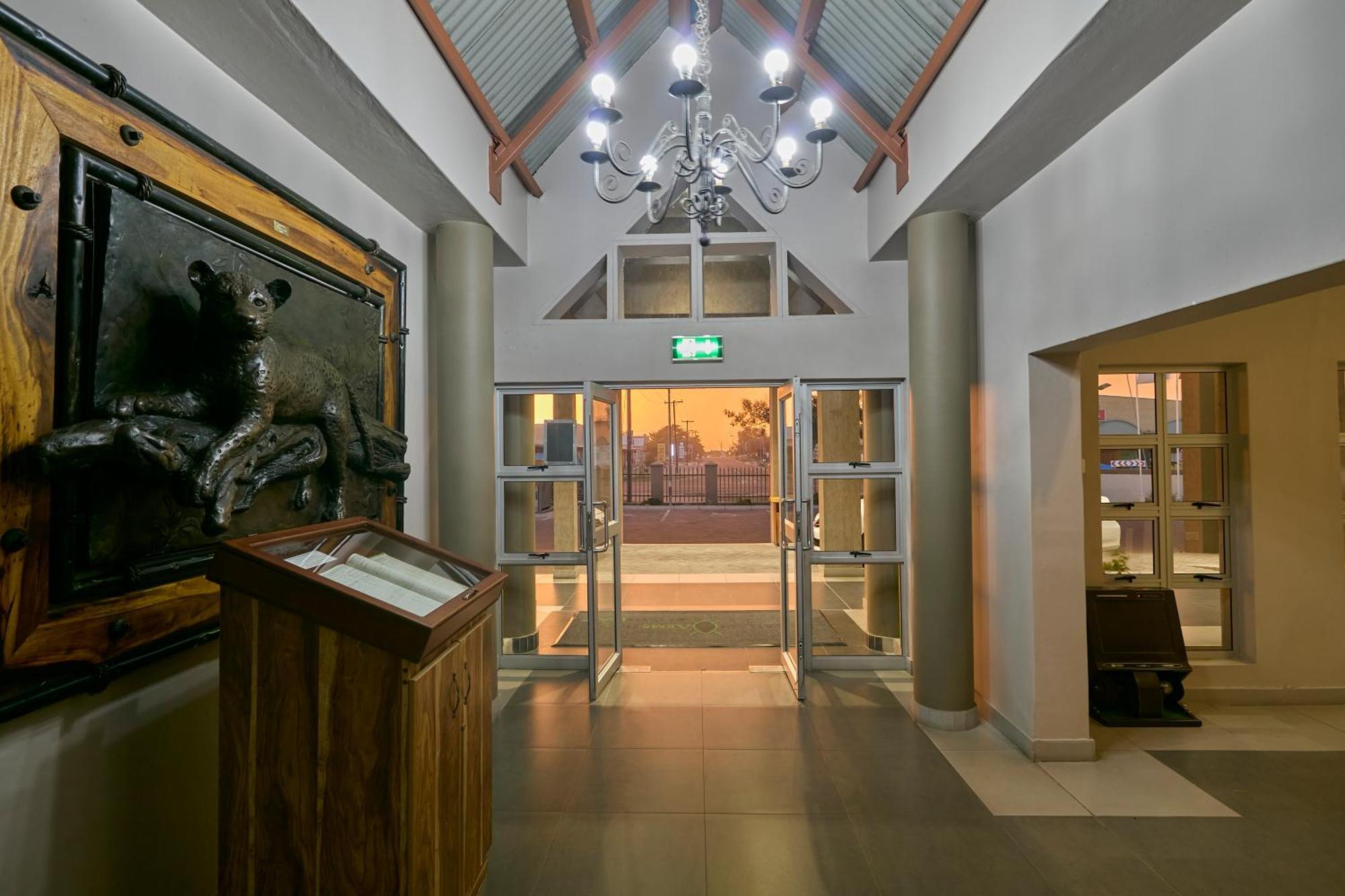 Kalahari Arms Hotel Khemsbok Eksteriør billede