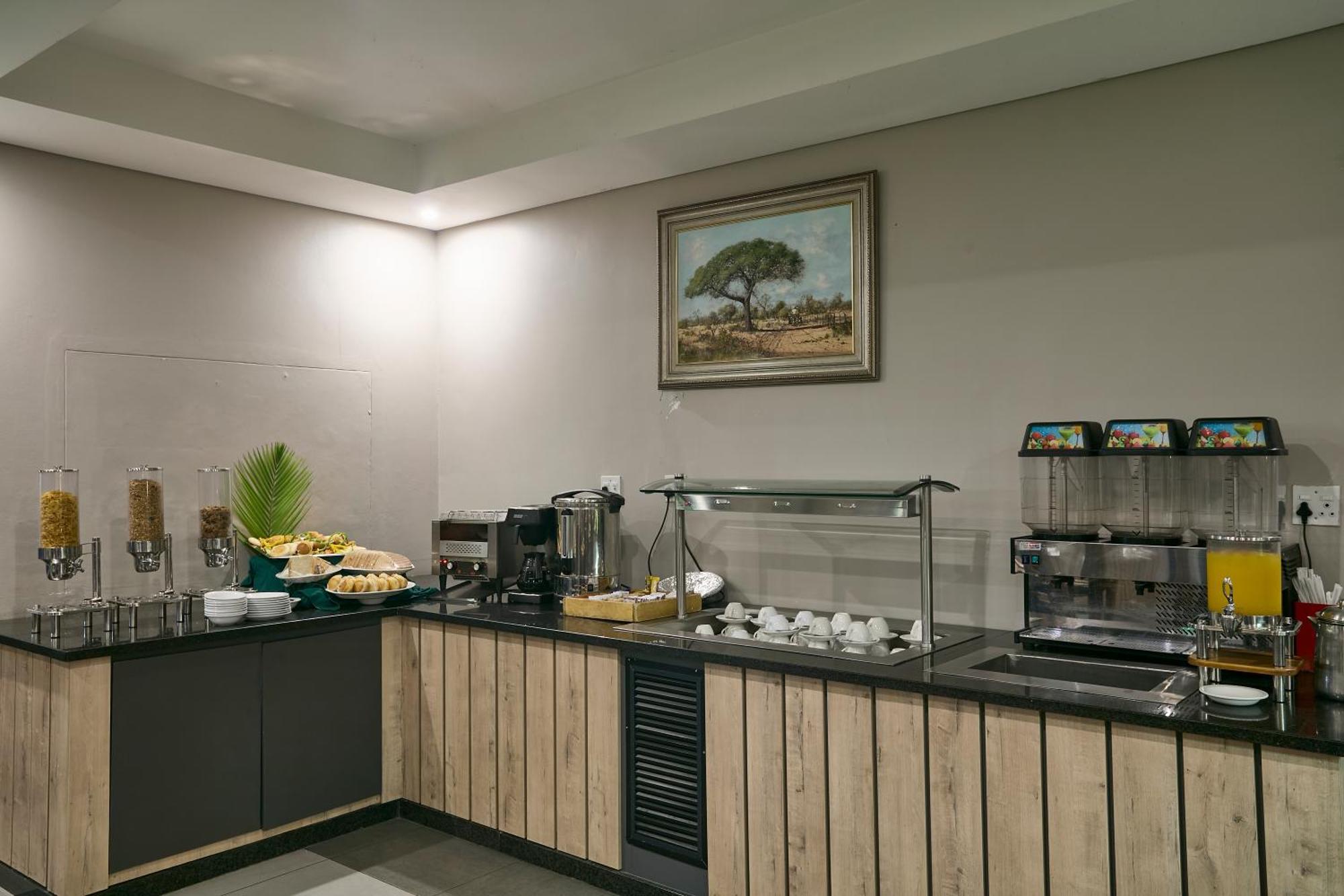 Kalahari Arms Hotel Khemsbok Eksteriør billede